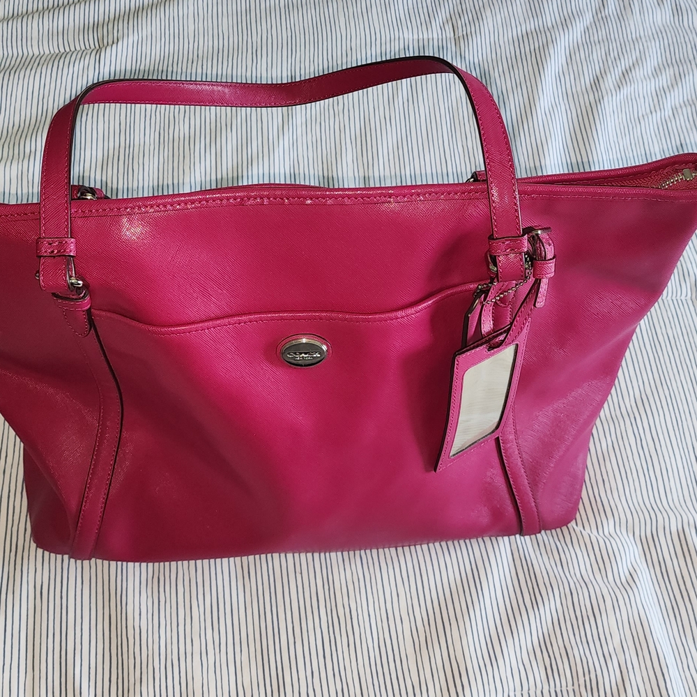 Elegant Pink Coach Leather Tote Bag